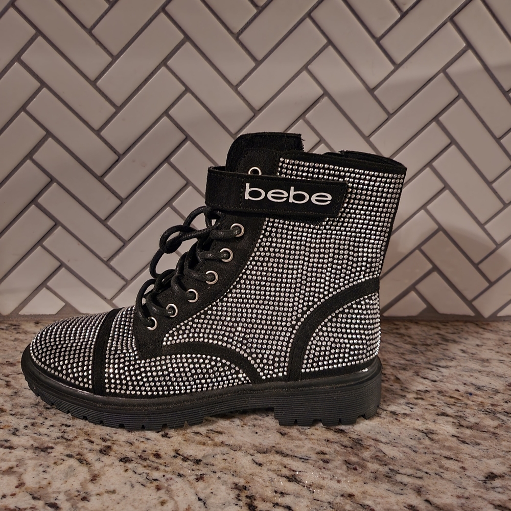 Bebe studded brand new. Size 6